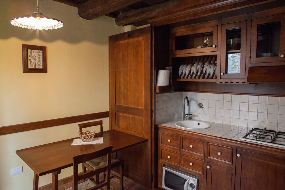 Borgo Dei Corsi Holiday House Reggiolo Eksteriør bilde