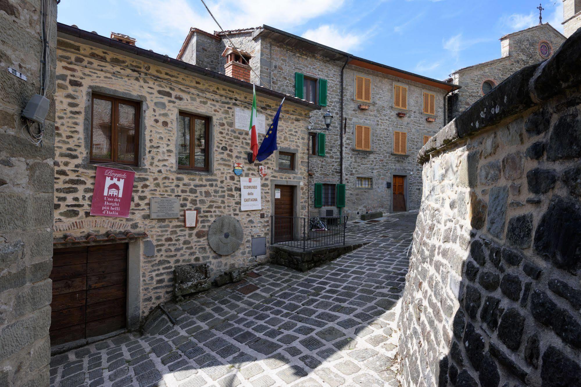 Borgo Dei Corsi Holiday House Reggiolo Eksteriør bilde
