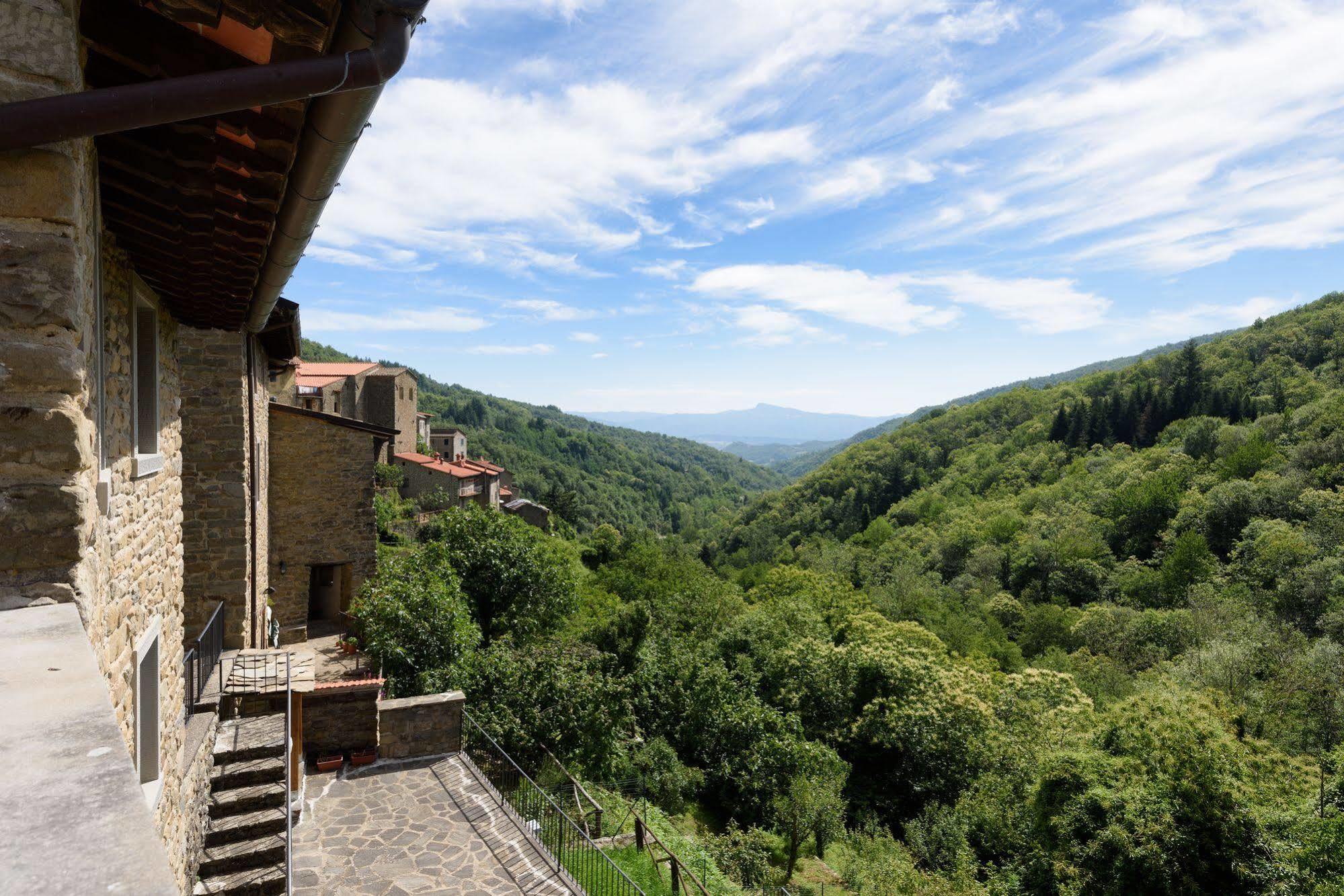 Borgo Dei Corsi Holiday House Reggiolo Eksteriør bilde