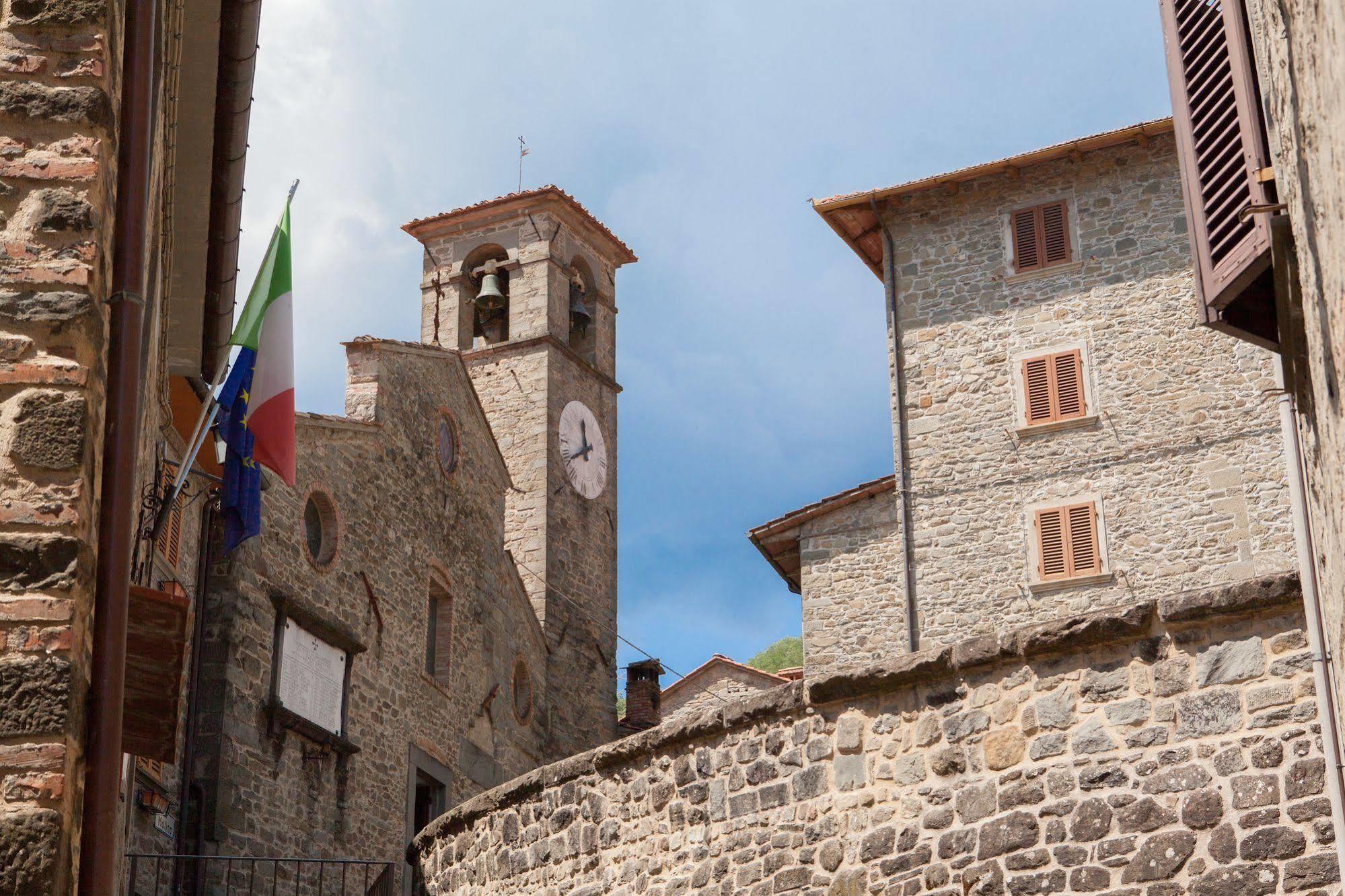 Borgo Dei Corsi Holiday House Reggiolo Eksteriør bilde