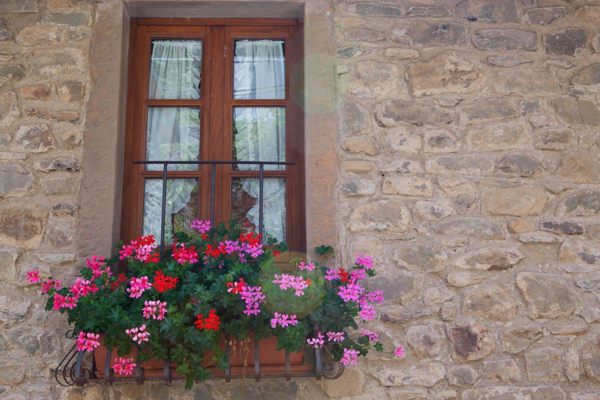 Borgo Dei Corsi Holiday House Reggiolo Eksteriør bilde
